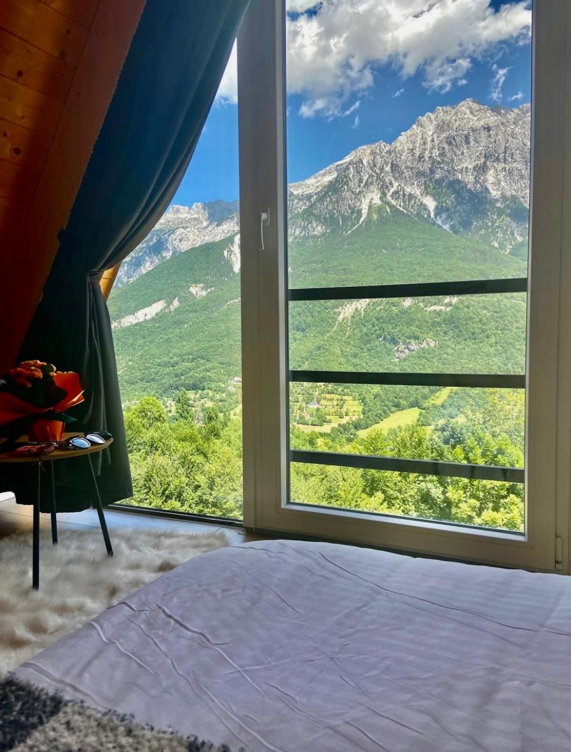 Vidis Chalet Boutique Hotel Тети Экстерьер фото