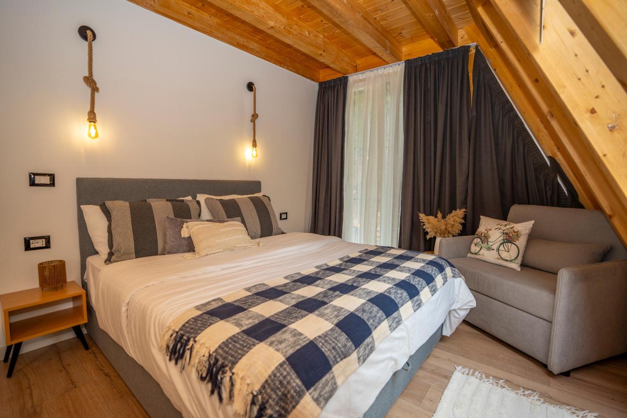 Vidis Chalet Boutique Hotel Тети Экстерьер фото