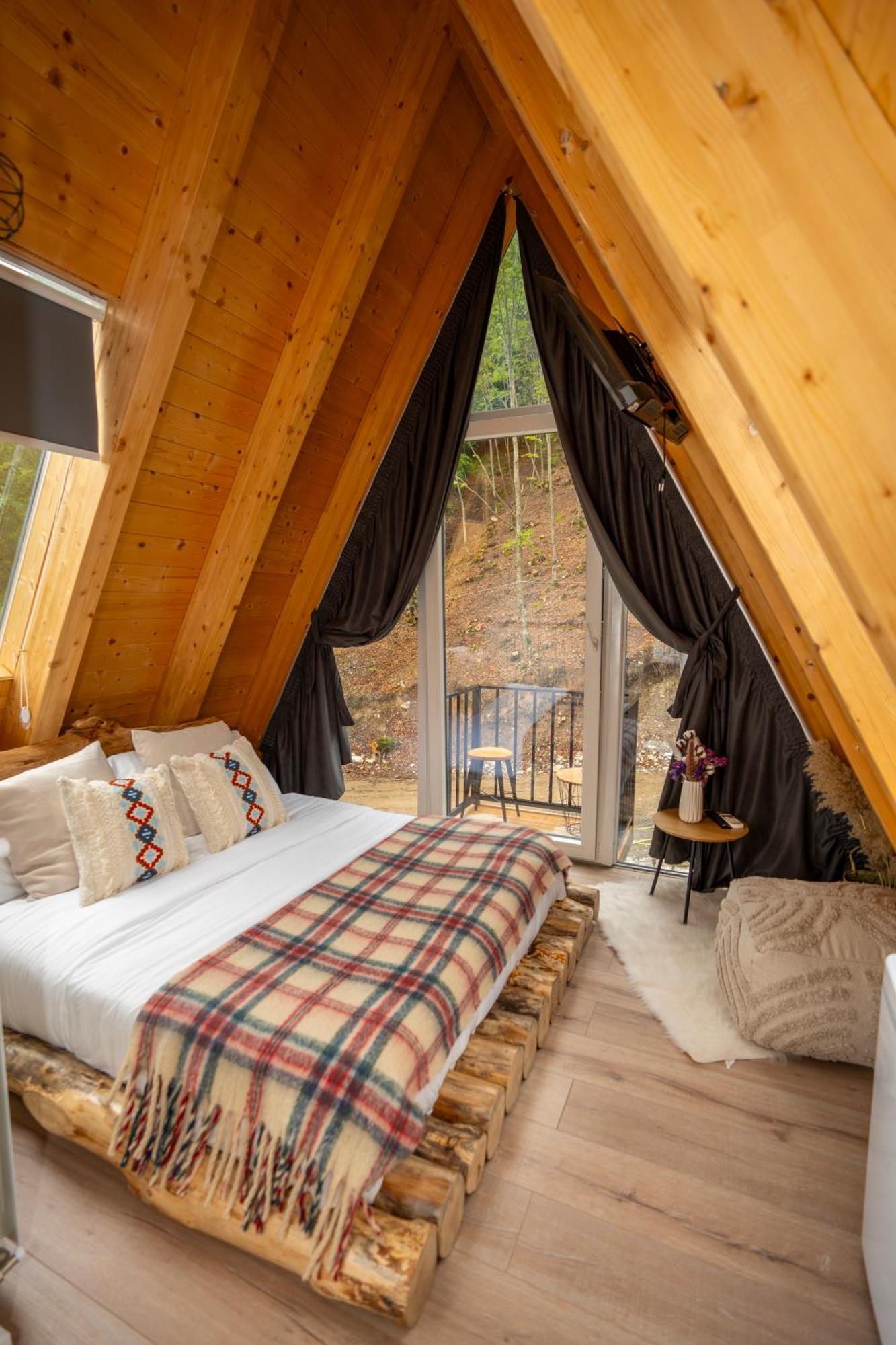 Vidis Chalet Boutique Hotel Тети Экстерьер фото