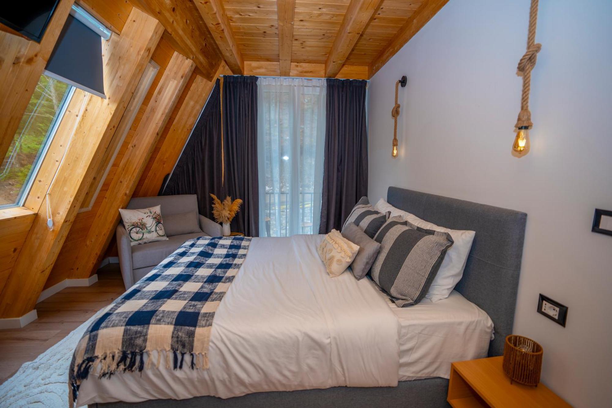 Vidis Chalet Boutique Hotel Тети Экстерьер фото