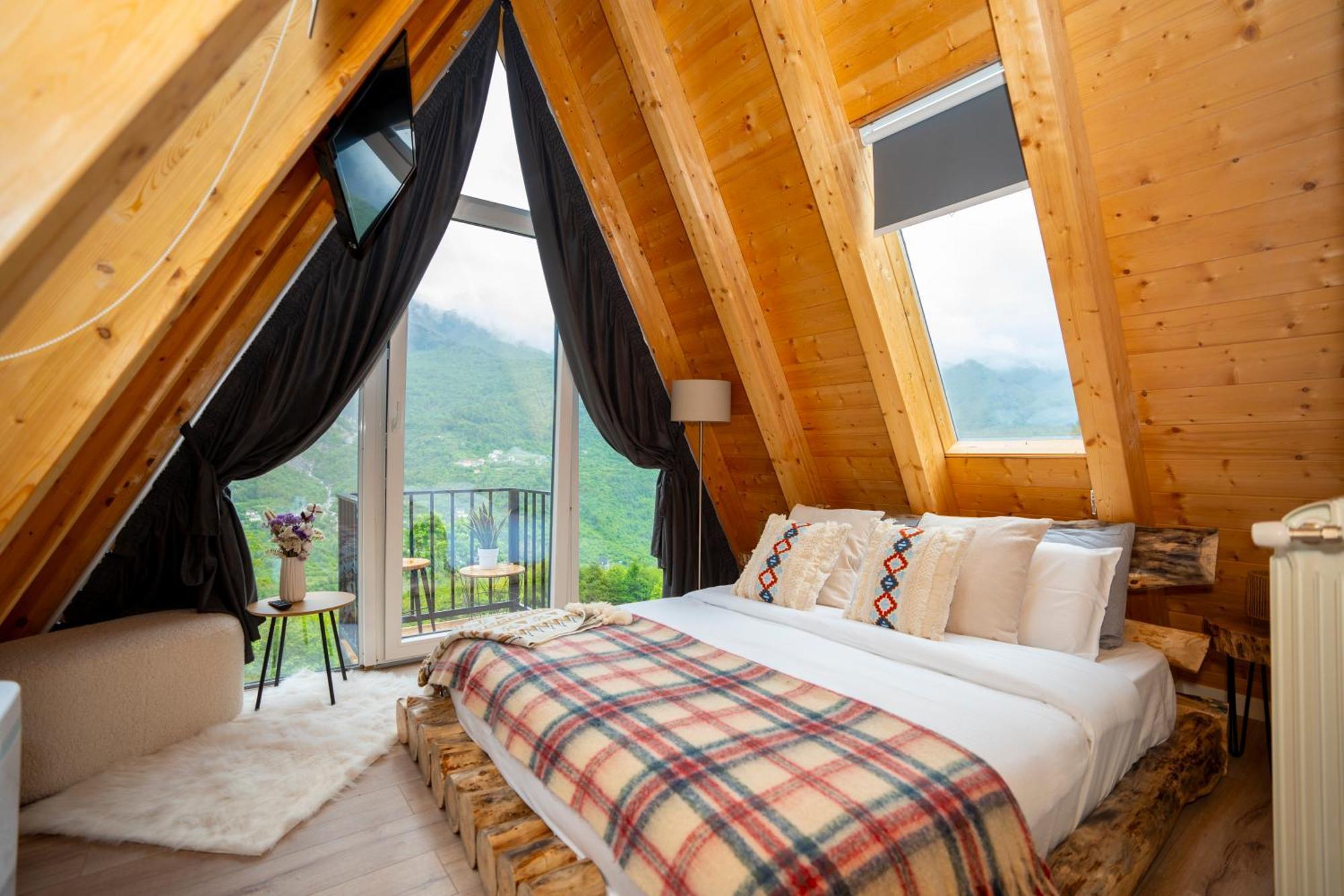 Vidis Chalet Boutique Hotel Тети Экстерьер фото