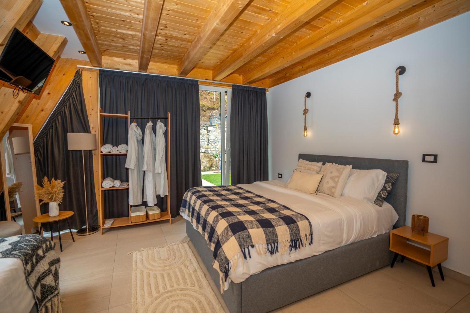 Vidis Chalet Boutique Hotel Тети Экстерьер фото