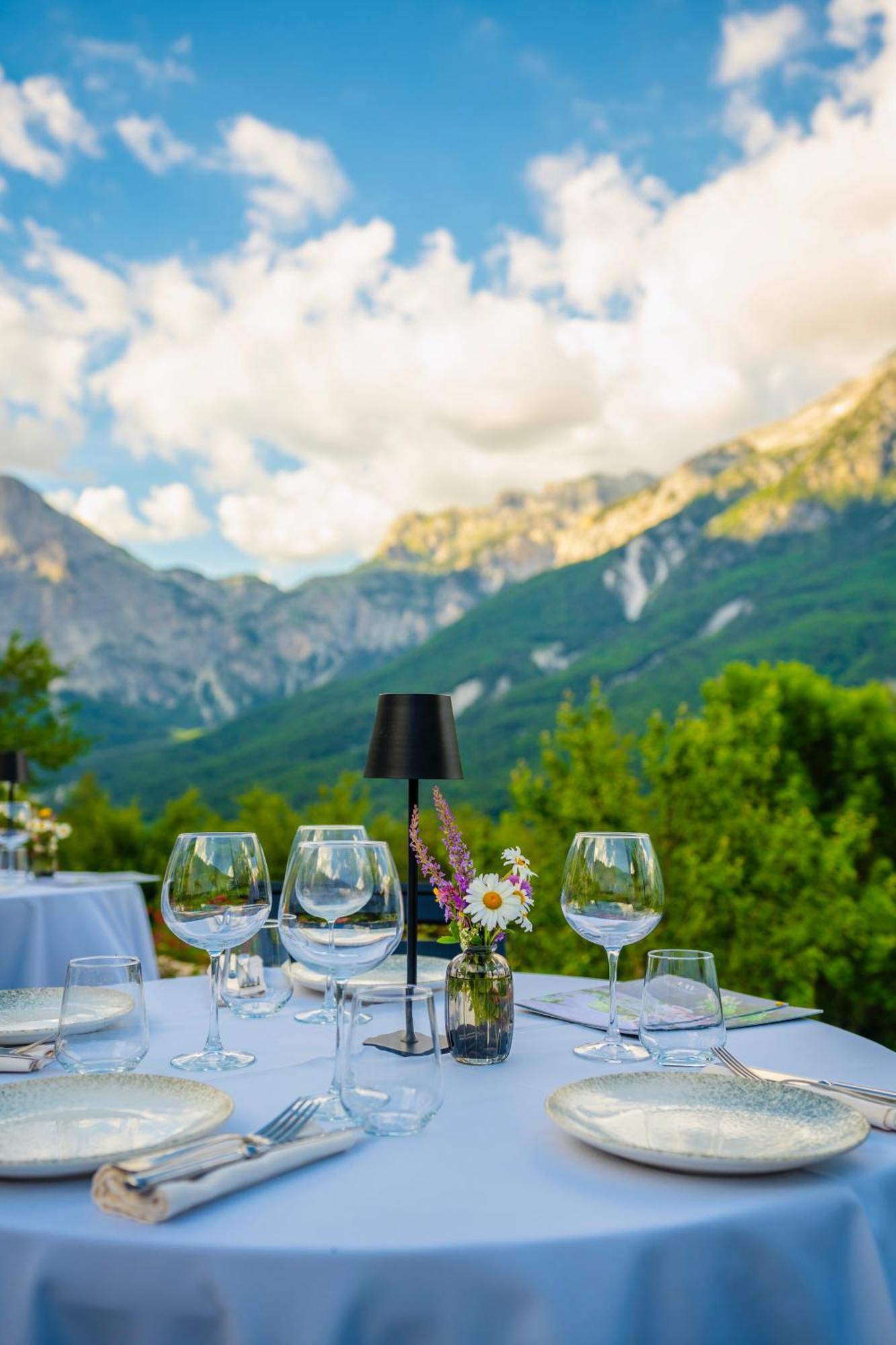Vidis Chalet Boutique Hotel Тети Экстерьер фото