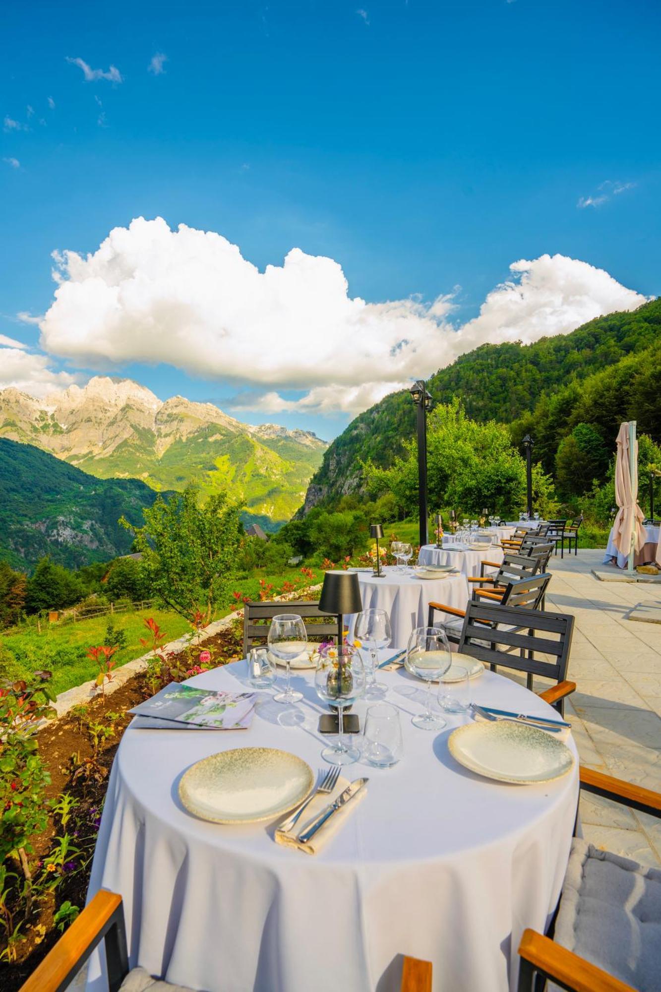 Vidis Chalet Boutique Hotel Тети Экстерьер фото