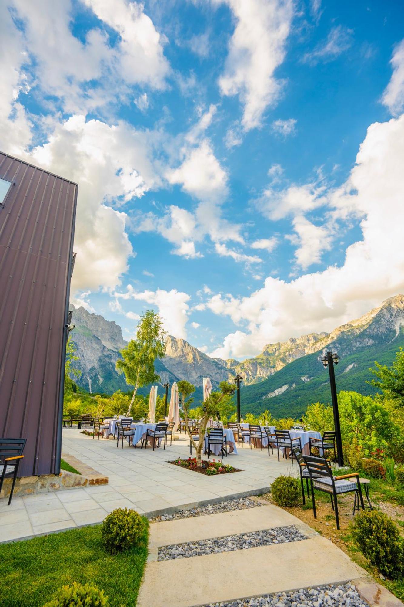 Vidis Chalet Boutique Hotel Тети Экстерьер фото