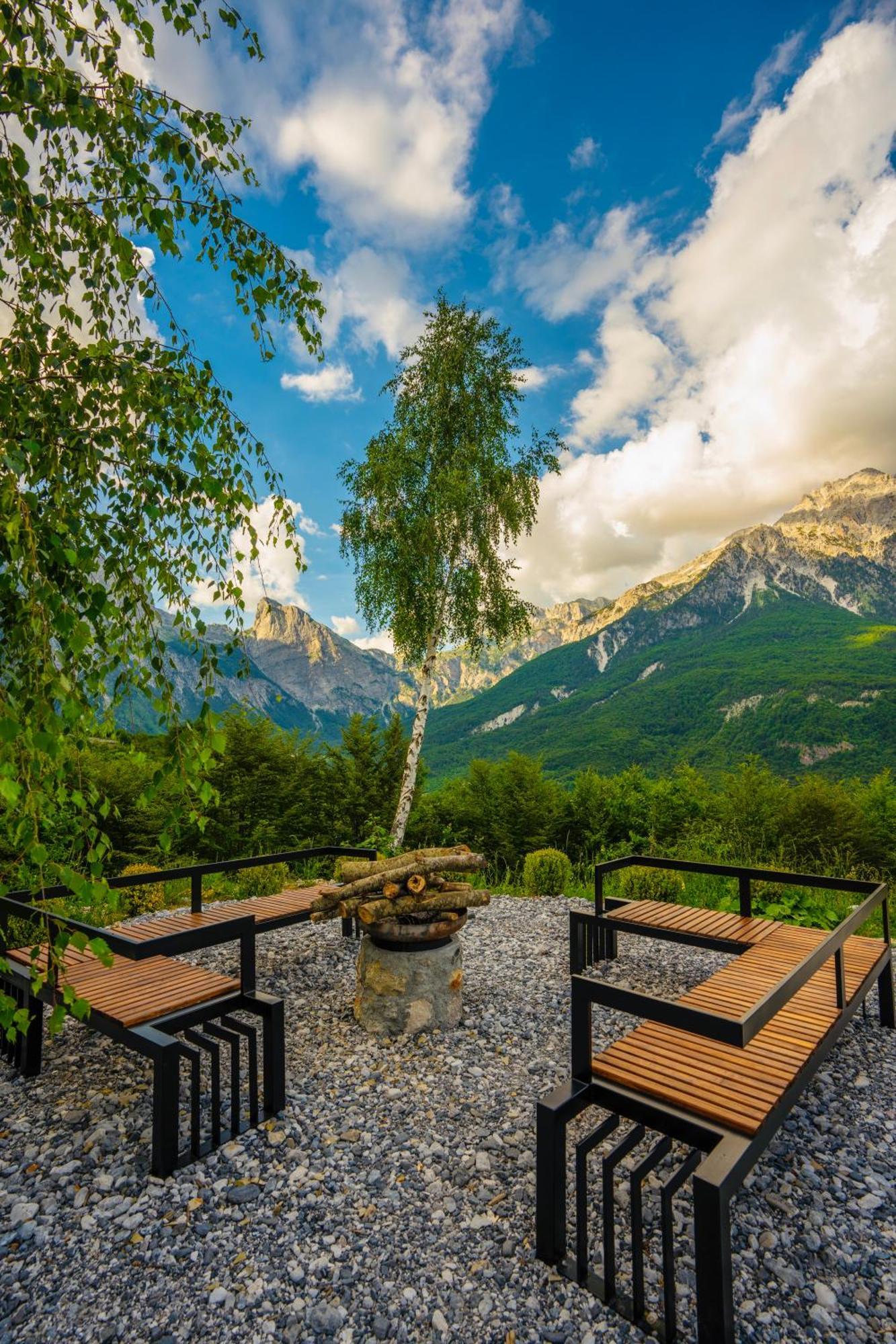 Vidis Chalet Boutique Hotel Тети Экстерьер фото