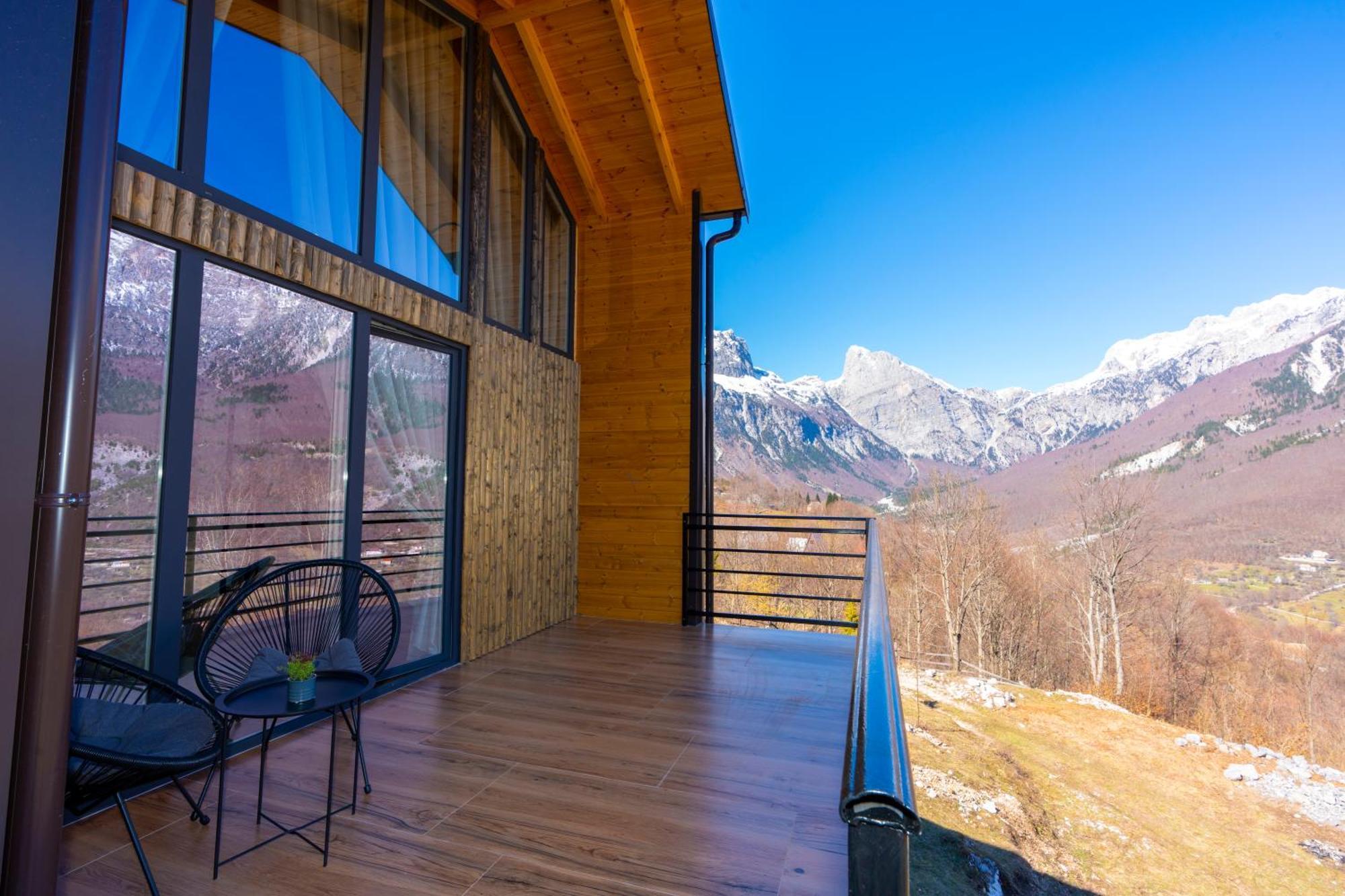 Vidis Chalet Boutique Hotel Тети Экстерьер фото